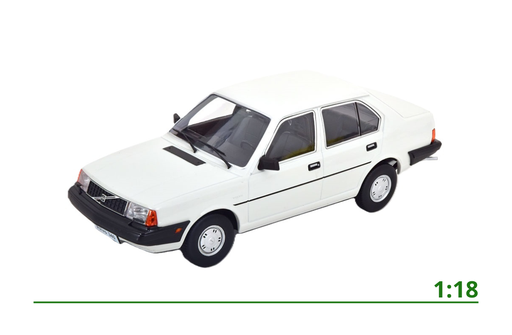 [1800412] Volvo 340 sedan 1987 wit 1:18